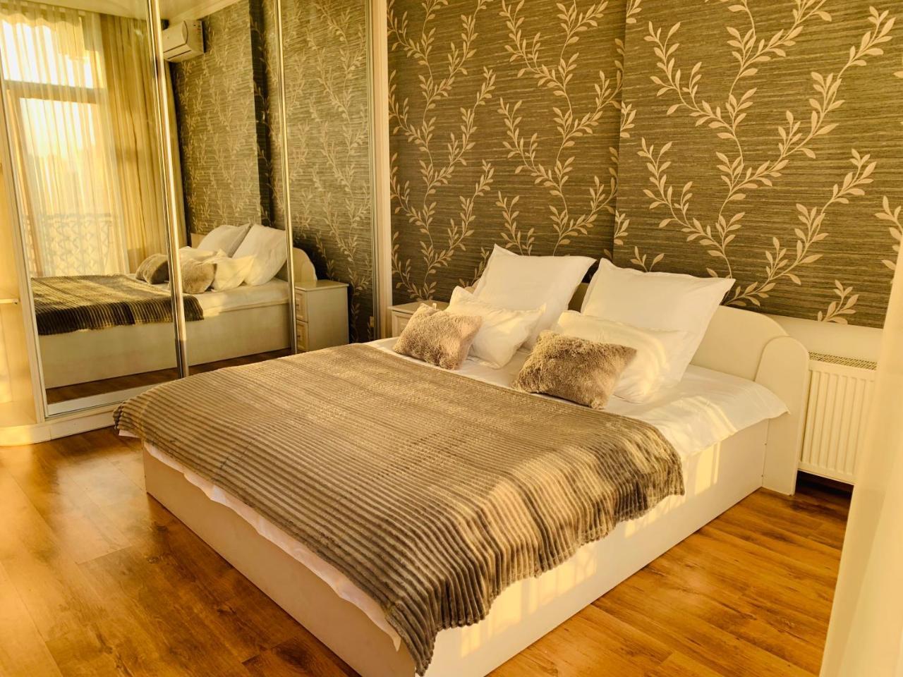Arkadia Palace 2Bd Apartment 오데사 외부 사진